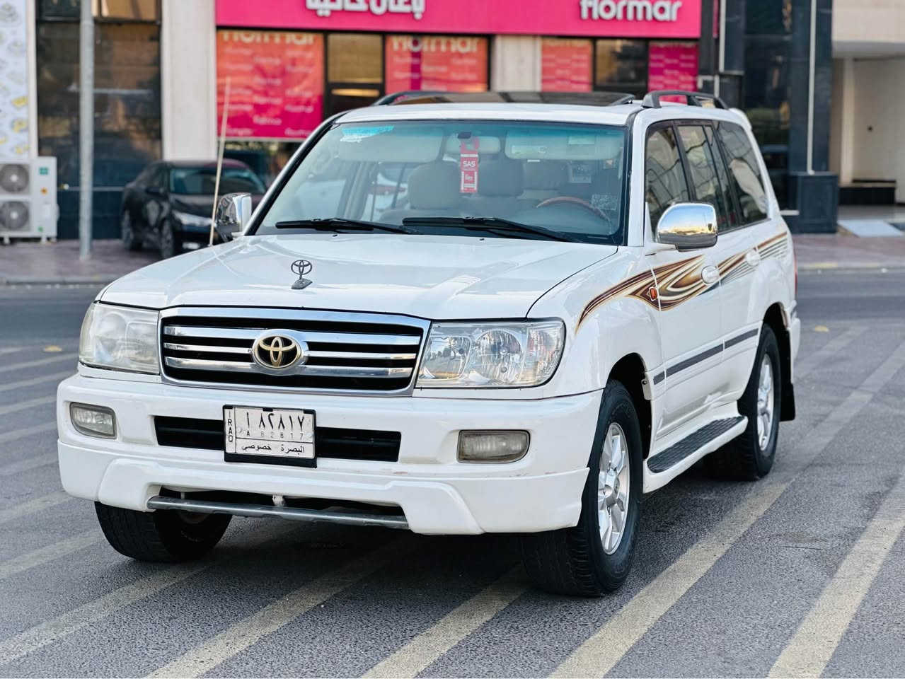 تيوتا لاندگروز فول مواصفات خليجي 2007 سياره جديده كفاله عامه رقم بصره مكانهه كربلاء السعر 167 الشراي يتصل*********** كربلاء, العراق
