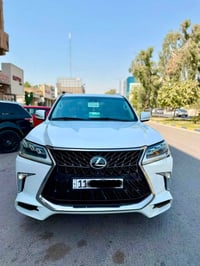 لكزس بريم • ٢٠١٩ • ٦٦٠٠٠ كم