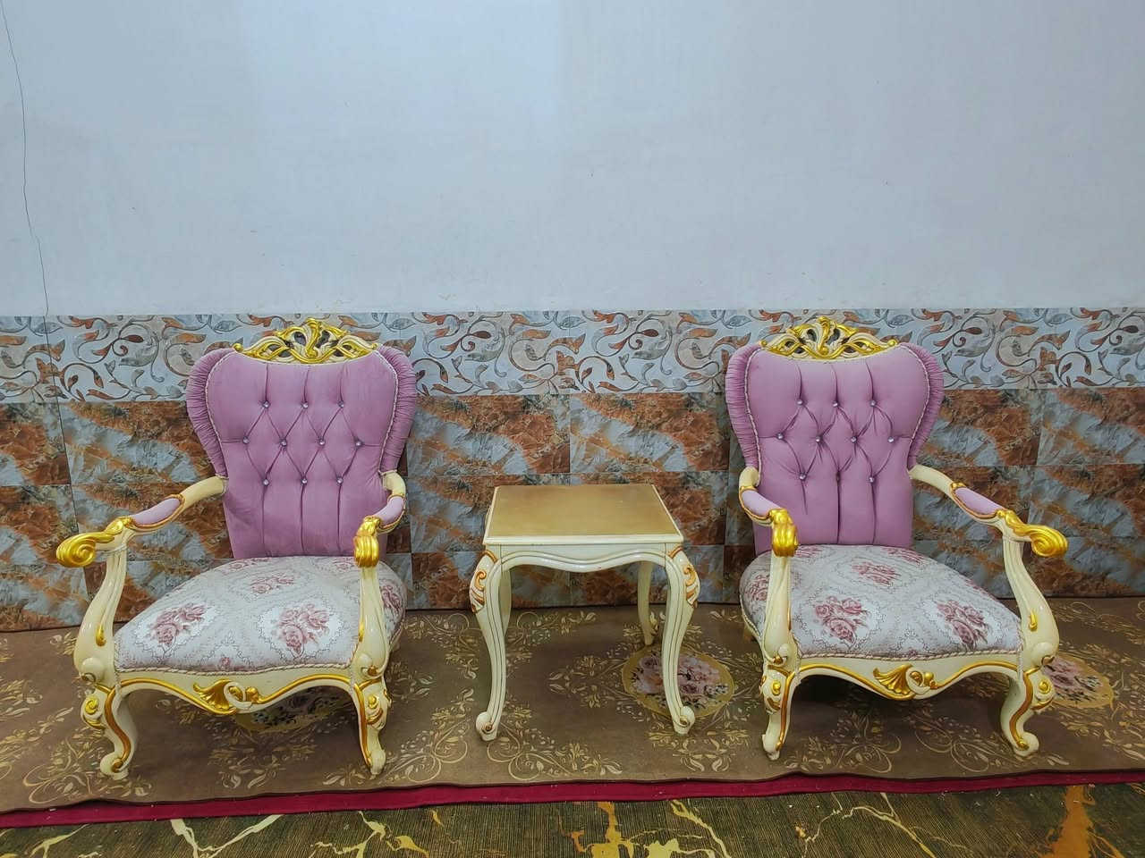تخم زان تركي 8 مقاعد معه طبلتين خشب زان هديه حيل نضيف مابي اي ضرر السعر325 العنوان كربلاء بدايه الامن الداخلي يوجد توصيل داخل كربلاء ***********
