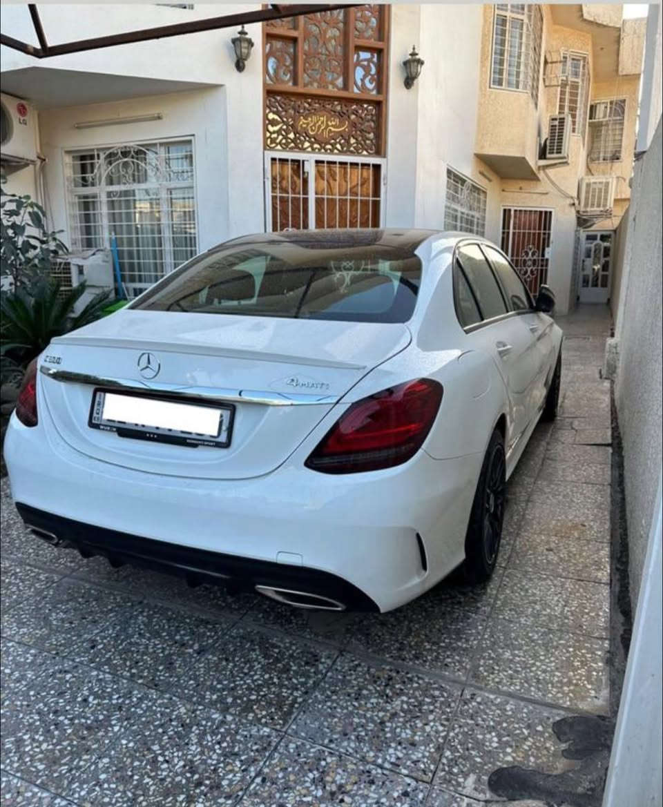 - Mercedes benz c300 4matic 2021
- مارسدس C300 / نايت ادشن / مواصفات فول 1/1 
- موديل 2021 / رقم اربيل 
- رقم الشاصي/ w1kwf8eb9mr625800

- مكان السيارة / بغداد ، المنصور 
فقط بيع بدون مراوس 
للاتصال ⬅️ *********** 

#المواصفات_الباقية :

* النوع: مرسيدس بنز C300

* الفئة: C-Class Sedan

* الموديل: 2021

* المنشأ: أمريكي

* المحرك: 2.0 Turbo

* عدد السلندرات: 4 سلندر

* القير: 9 سرعات أوتوماتيك 9G-Tronic

* الدفع: 4MATIC دفع رباعي 

* الوقود: بنزين

* سعة التانكي: حوالي 50 لتر

* عدد الركاب: 5

* الشاشة: نظام MBUX

* العداد: Digital Cockpit

* Apple CarPlay / Android Auto: موجودة
* المقاعد: جلد

* التشغيل: Keyless/ زر تشغيل حسب التجهيز

* الإضاءة: LED

* الدفع الرباع

* الدفع الرباعي: 4MATIC
ــــــــــــــــــــــــــــــــــــــــــــــــ
