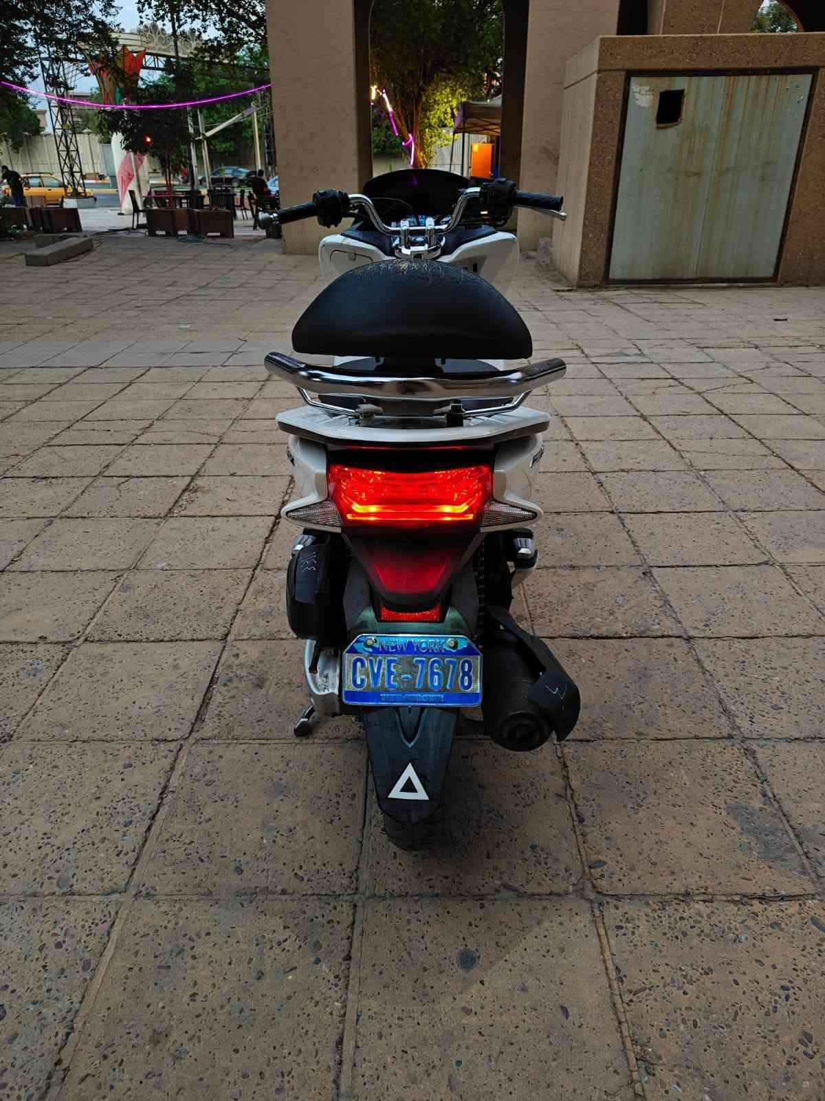 PCX • جيل الثاني • ١٥٠