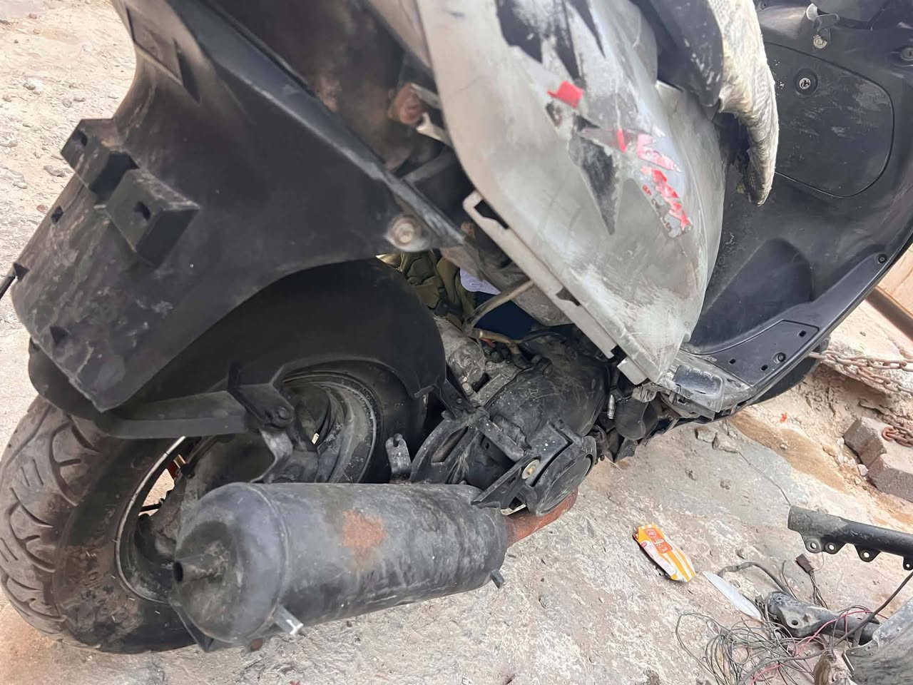 السلام عليكم دراجه ماكس ١٤٠ شغاله سلف وهندر  بيه نقوصات بسيطة بس الدراجه شغاله مكاني الاعظميه السعر ١٧٥ ألف بيه مجال بسيط رقمي ***********
