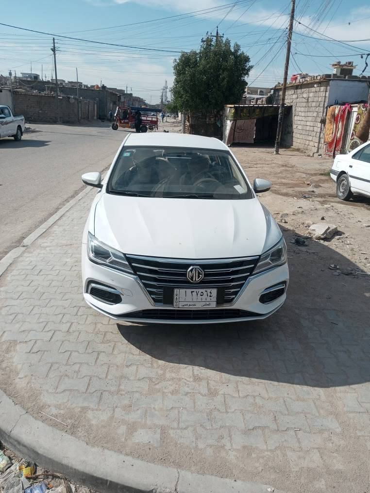 سلام عليكم 
  mg5 2022 وارد كويتي معوقين رقم مثنى
مكان السيارة بصره امن الداخلي 
رقم النقال ***********
تبديل جاملغ وكالة جهة اليمنى الباقي كفاله من الصبغ والبارد عدا الطخات بلباب الخلفي جهة العبري
ماشيه 200 الف
مواصفات
حدادية 70/100
لايت اوتو + عدسه
مثبت سرعه
مانع انزلاق
محرك 1.5 تنفس طبيعي
+ترحيب
اشاير بل مري
كير اوتوماتيك
ابل كار بلي+اندرويد اوتو
حساسات ويل
السعر $85 البصرة, العراق
