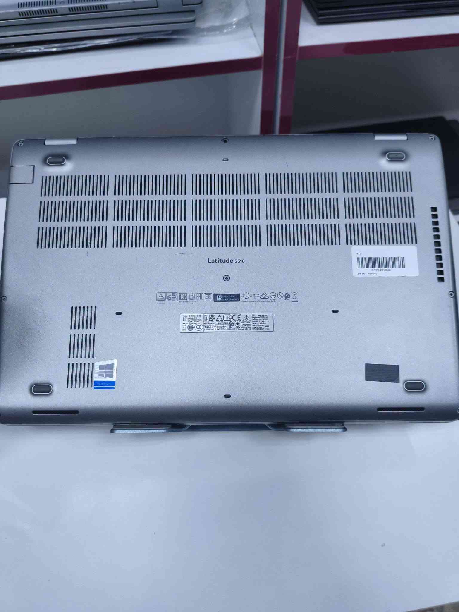 Dell Latitude 5510 • شاشة لمس • i5 الجيل العاشر
