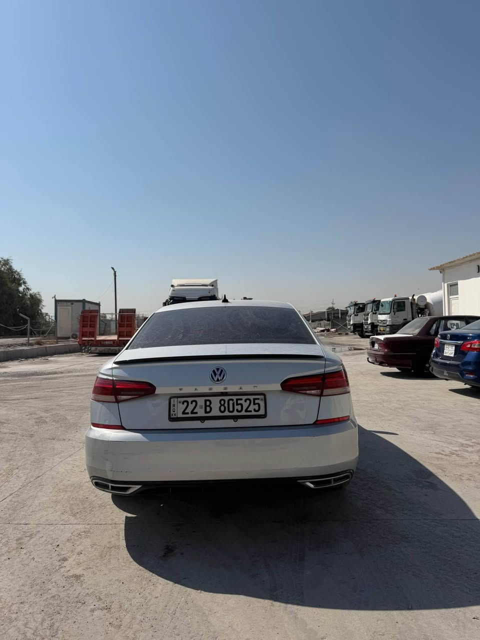 Passat R line 2020 کلین
سەیارەکە بێ سبوغە بێ لێدرانە پشت و پێش کەپس بێ ئێرباگ
سەیارەکە گێر و مەکینە و کارەبایاتی بە شەرتە 
فولل ماصفاتە سەیارەکە سلایتە کوشین کارەبایی و خەزنە 
دەبڵ گێرە ٣ مۆدە  راداری پشت و پێشی بە شەرتە ٣٦٠ پلە کامیرە ئاوێنە حەساس خەتی جادەی تحدی سرحە 
فولل فوللە سەیارەکە تحویل غەرامە بە شەرت
سحری ١٣٧ وەرەقە و مەجال
*********** أربيل, العراق
