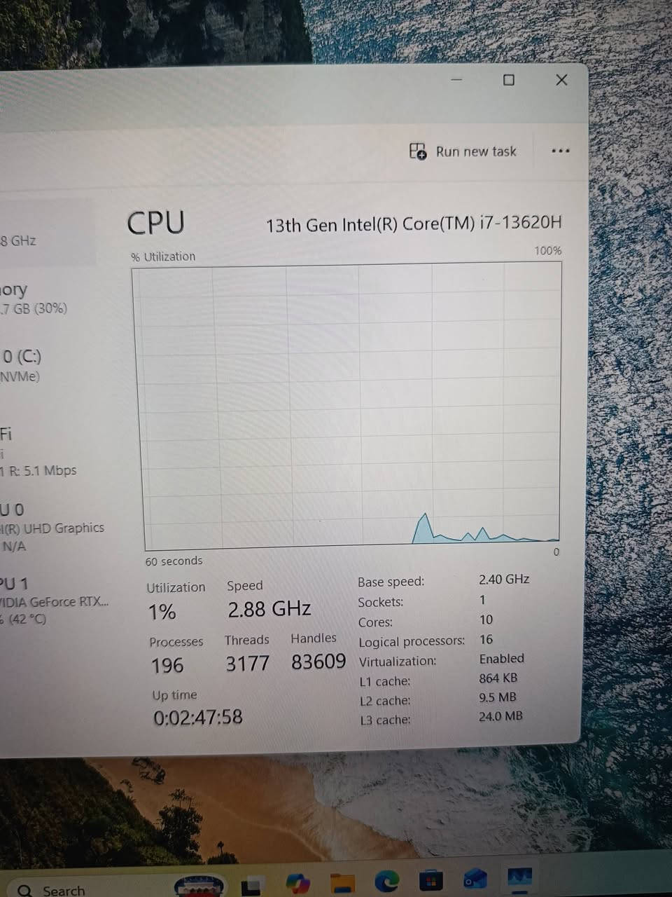 المعالج i7 13620H
الكرت شاشة rtx 4060 
الرام drr5 16G 
التخزين NVMe sdd 512g
الشاشة fhd 15.6 144hz
بطارية صحتها 95.98 
ملحقات كاملة كارتونة وشاحنة
السعر مليون و375
مكاني بغداد 
رقمي ***********
