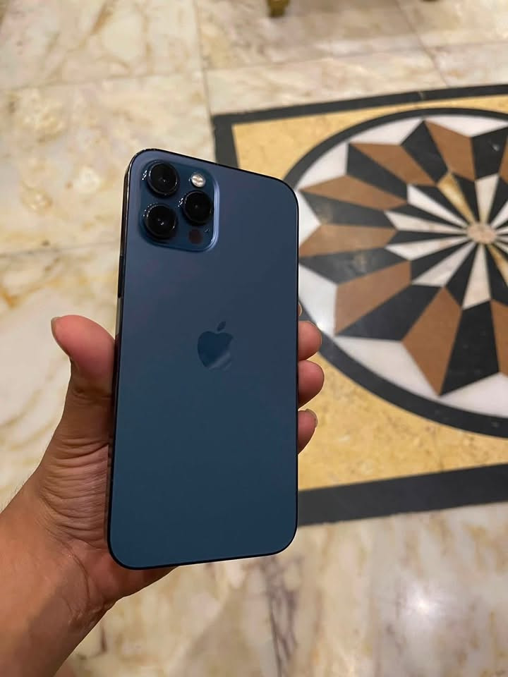 آيفون 12 pro max  ذاكرة 128 مبدل فقط شاشه أصلية 📲بطاريه بلاديه ممبدله 79 🔋شحنه خير من الله جهاز نضيف الله شاهد مال بيت ويا كرتونه مكاني ( بغداد / مدينه الصدر ) متواجد واتساب فقط لتعب روحك وتراسل هنا ***********
السعر : ٣٧٥
