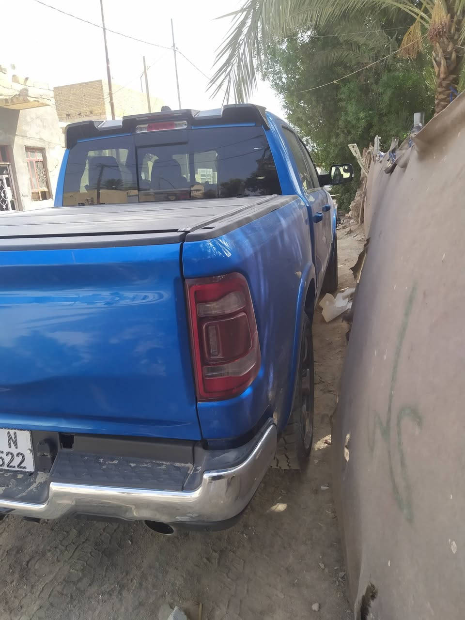 السلام عليكم سياره دودج رام للبيع موديل 22 سياره كامل مواصفات السعر 360 وبيها مجال للطي مكان بابل الاستفسار على هذه رقم***********
