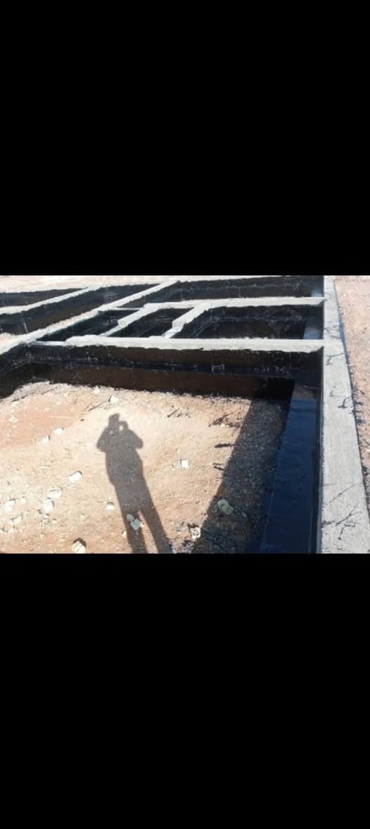 سلام عليكم يوجد جير التجير السطوح والاساسات سعر البرميل 60 كرسته و عمله***********
