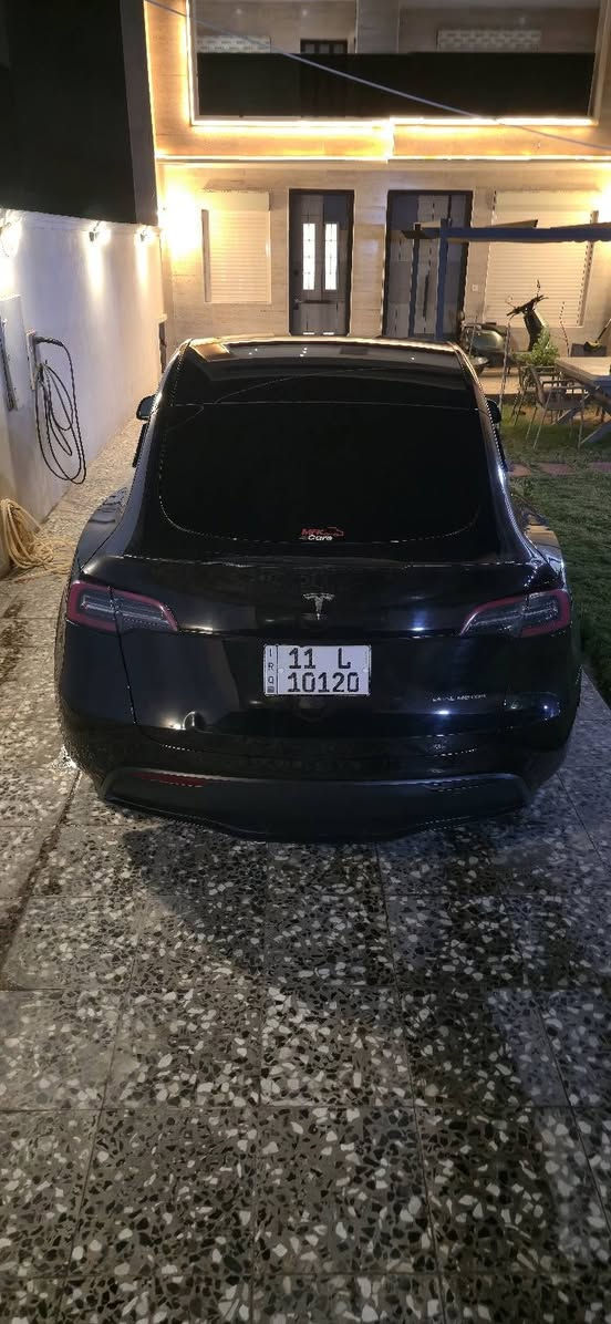 Tesla model y dual motor
دبل ماطور لونك رينج 2024 لون اسود داخل اسود حادثه بابين 

العكس السايق ولوراه بدون ايرباك السياره ماشيه 16كيلو متر 
 
250 وبيه مجال حك الجيه بس 

***********
