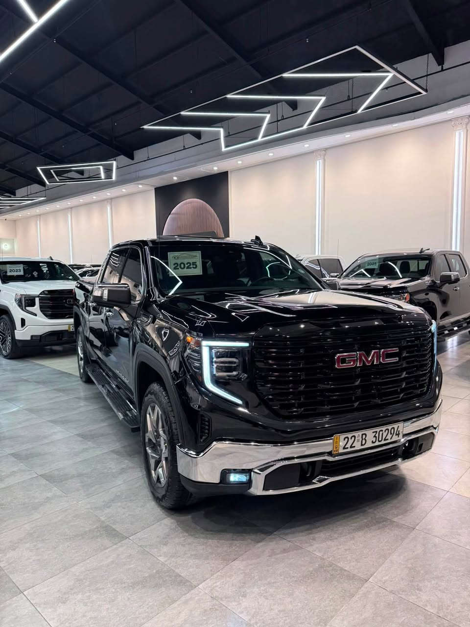ناوى  :- GMC SIERRA SLT
موديلي  :-2024
ريشتني  :-20,000 mil
رةنگى  :-اسود
مواسفاتى  :- SLT
تايتل ليدراو :- وحد قطعة صبغ
رقم شاصي :-3GTUUDED1SG189619

* * * * * * * * * * * * * * * * * * * * * * * * * * * * * *
‎العنوان📍address📍ناونیشان
‎     اربیل ~ erbil ~ هەولێر
Oneil cars  ~ شركة ئونيل

* * * * * * * * * * * * * * * * * * * * * * * * * * * * * * *
‎📵🔕 اوقات الاتصال من ساعة 9ص - 11م  🔕

Mobile: 📲🤙  ………..معرض……….Watss ap

***********

***********

***********
