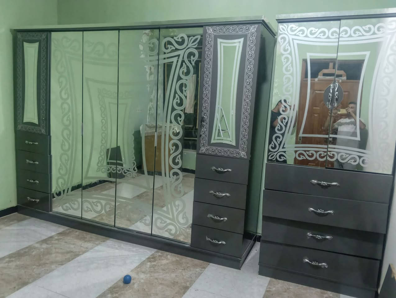 غرفه تركيه ملكيه • نضيفه • فلوجه