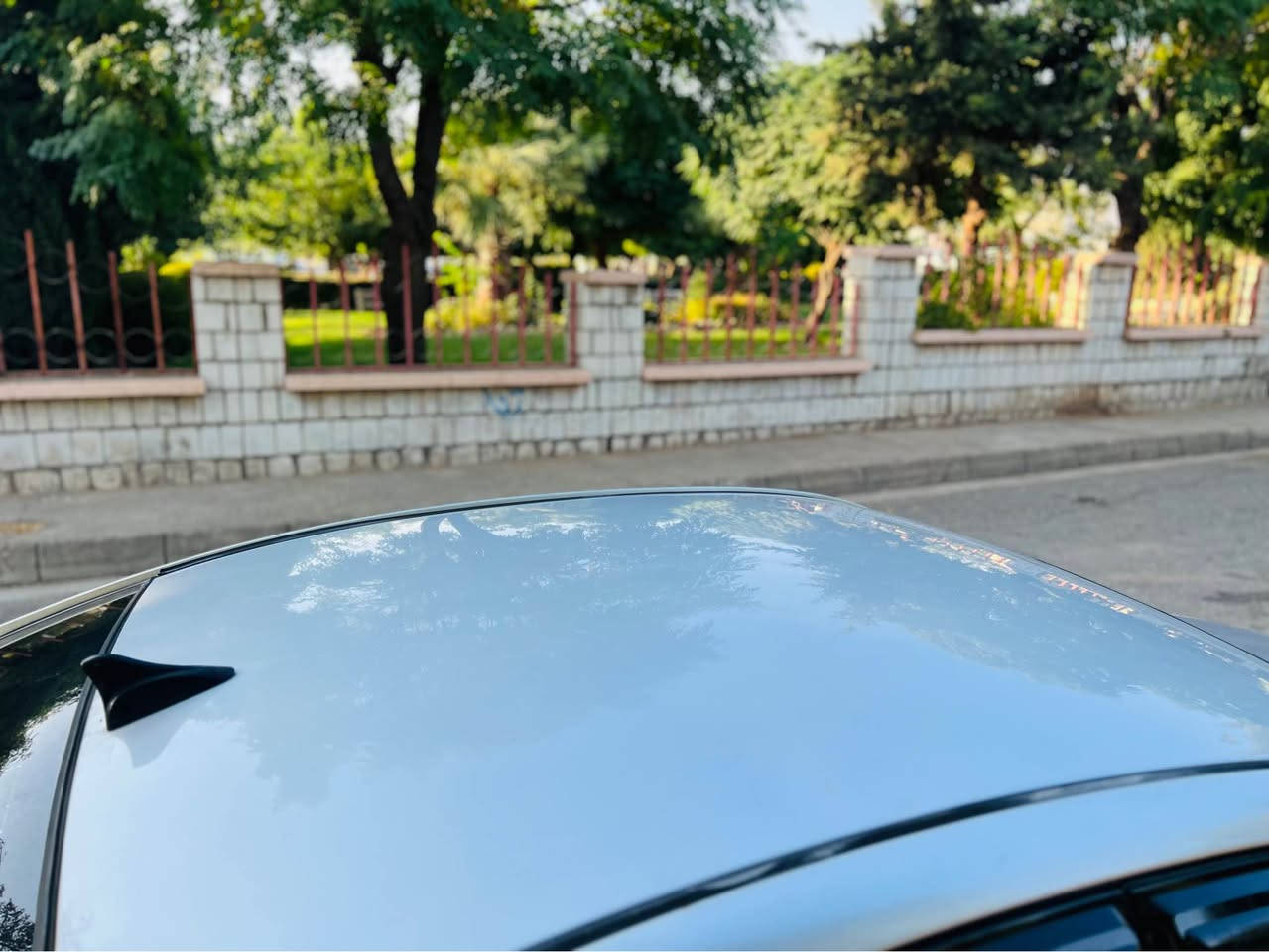 هۆندا 2009
نرخی خواربازاڕ:43 مەجەل
مەکینە بجوکی دکشن بەرز
گێڕومەکینە بەشەرت
بێ دەعم ولێدراو
سەخفی بۆیاغ نیە کامل مەسروف کراوە
خەیسی نیە بێ مەسروفە
***********
***********
شوێن: ژاراوە: قەلادزێ بشدار, السليمانية

