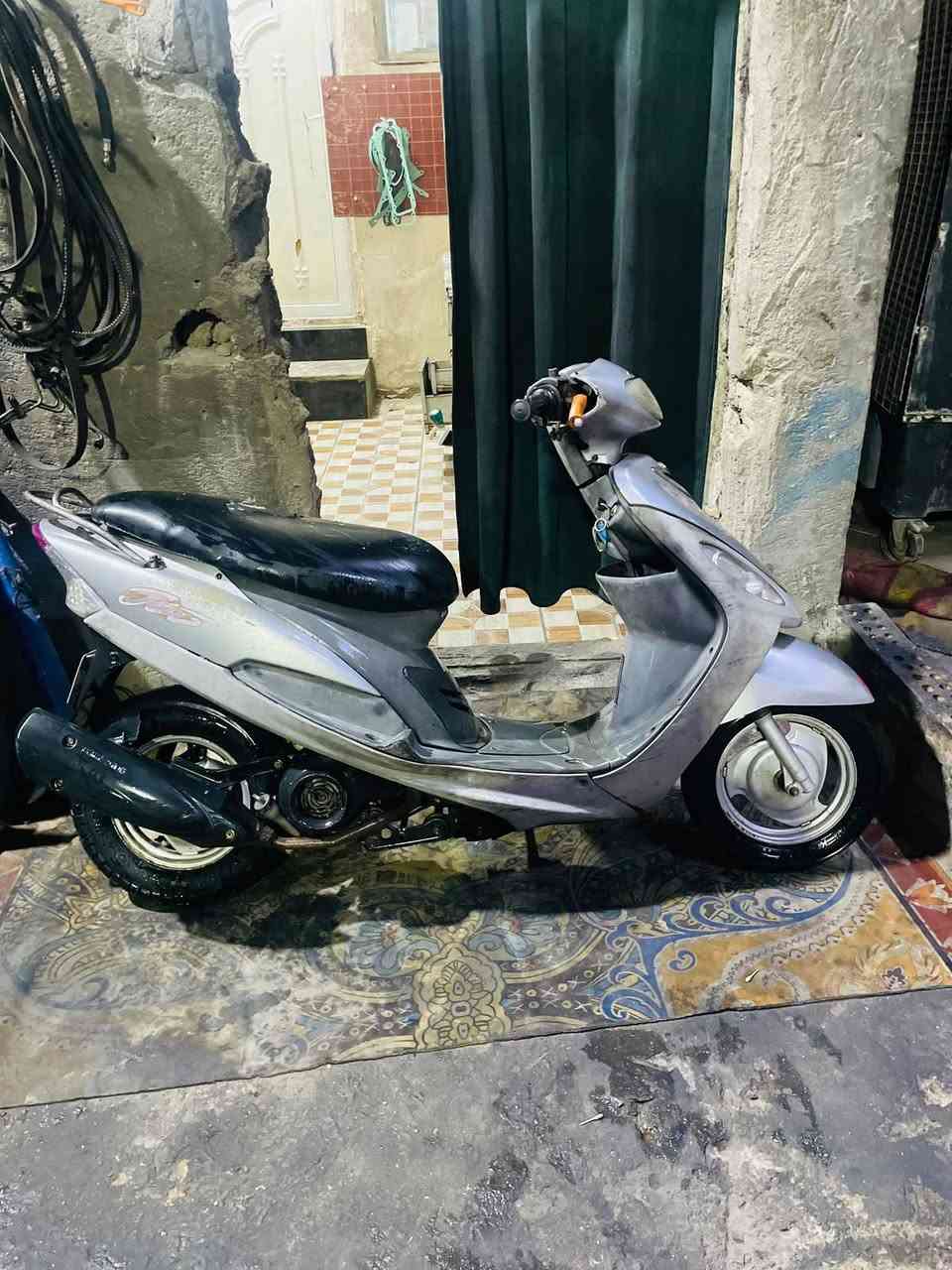 سلام عليكمض
دراجه ماكس 120
مغولي كامله من كشي فقط بس شخاطه مال سلف واكفه
مكينه شلعه ومعدل خير من الله مكينه ناعمه بكاني شهداء العبيدي الثالثه سعر 500 بيها مجال بسيط حك الجيه***********
