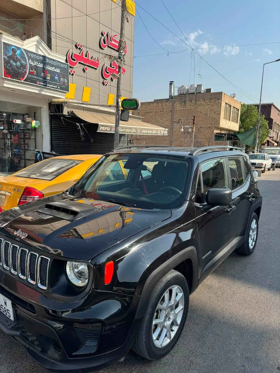 جيب رنكيد 2020
ماشيه 39 ميل 
مكينه2400
السياره حادثها جاملغ مصبوغ 
وبيها بارد بالجاملغ عكس السايق
المواصفات المعروفه مالتها 
مكاني بغداد القادسيه 
***********
السعر120$ وبيها مجال بسيط
