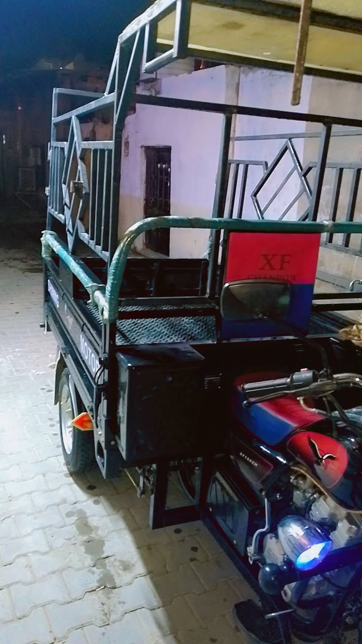 السلام عليكم جمره لبيع موديل 23 طالعه بل 26 جديدة لوك أوراق اصولي ب 3.300 وبيها مجال 
*********** وات ساب
