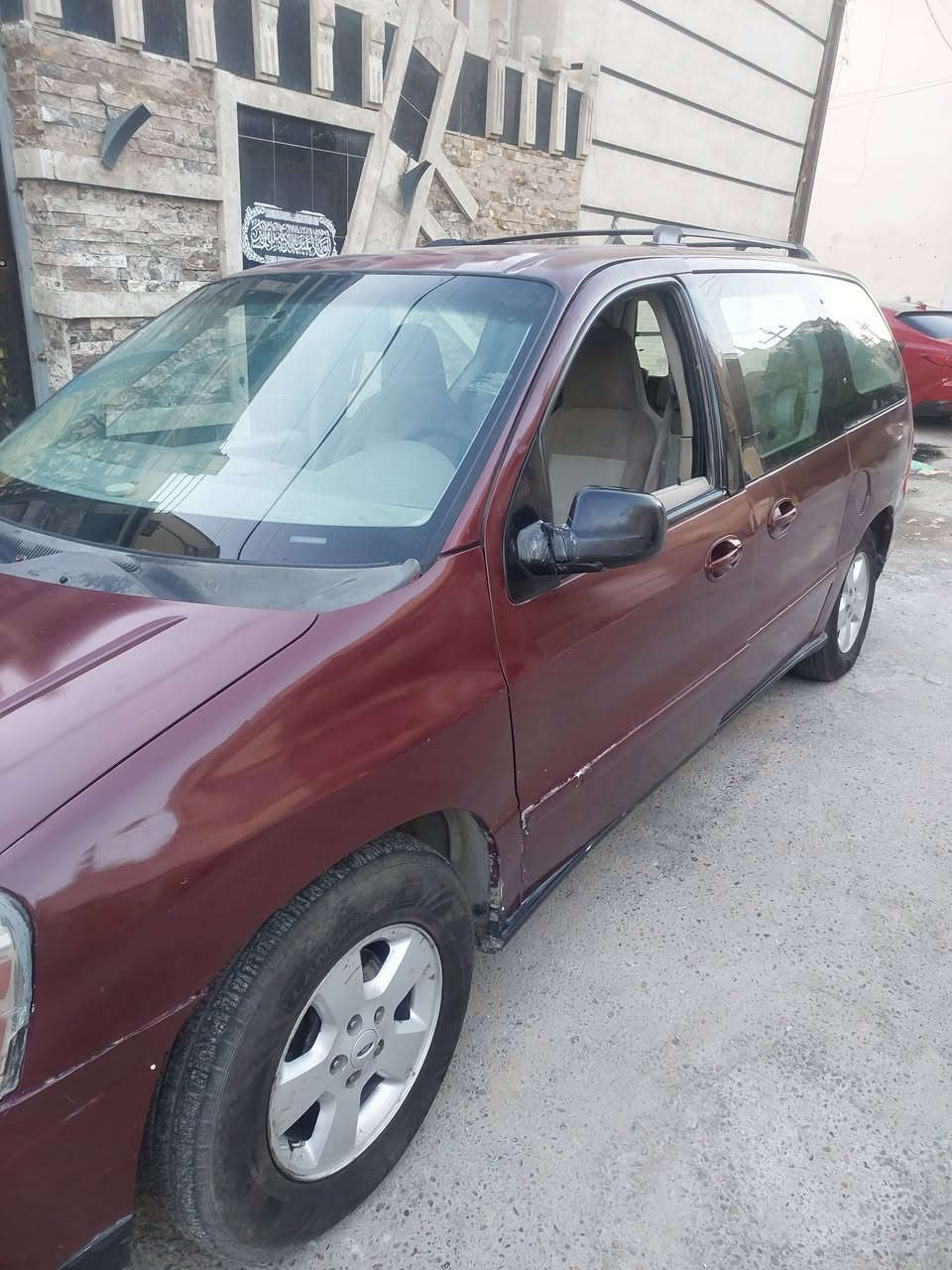 فورد فري ستار

 مديل 2006

 7 راكب 3 قطع 

محرك وكير ابلادي

 السيارةمعمرها راديترات باتري صدر أمامي خلفي جامةامامية خلفية جدد تبريد شغال تخم تاير جديد غرفتها حلوة كشنات سياحية منفصلة السيارة أي نقص مابيها  صابغيها عام

السعر 50وبيه مجال

 للاستفسار ***********

مكان بغداد
