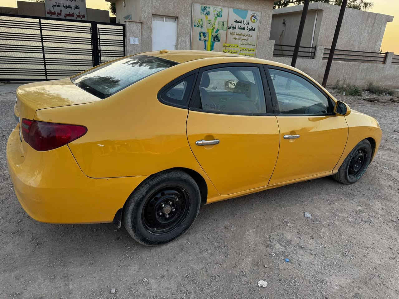 النترا 2010 امريكي 
بيهة تبديل قطعتين
السيارة نظيفه خير من الله
تبريد 
كير ومكينه نظيفات 

السيارة تحتوي على منضومة غاز
السعر 75 قابل للتفاوض 
مكان السياره بعقوبه
***********
