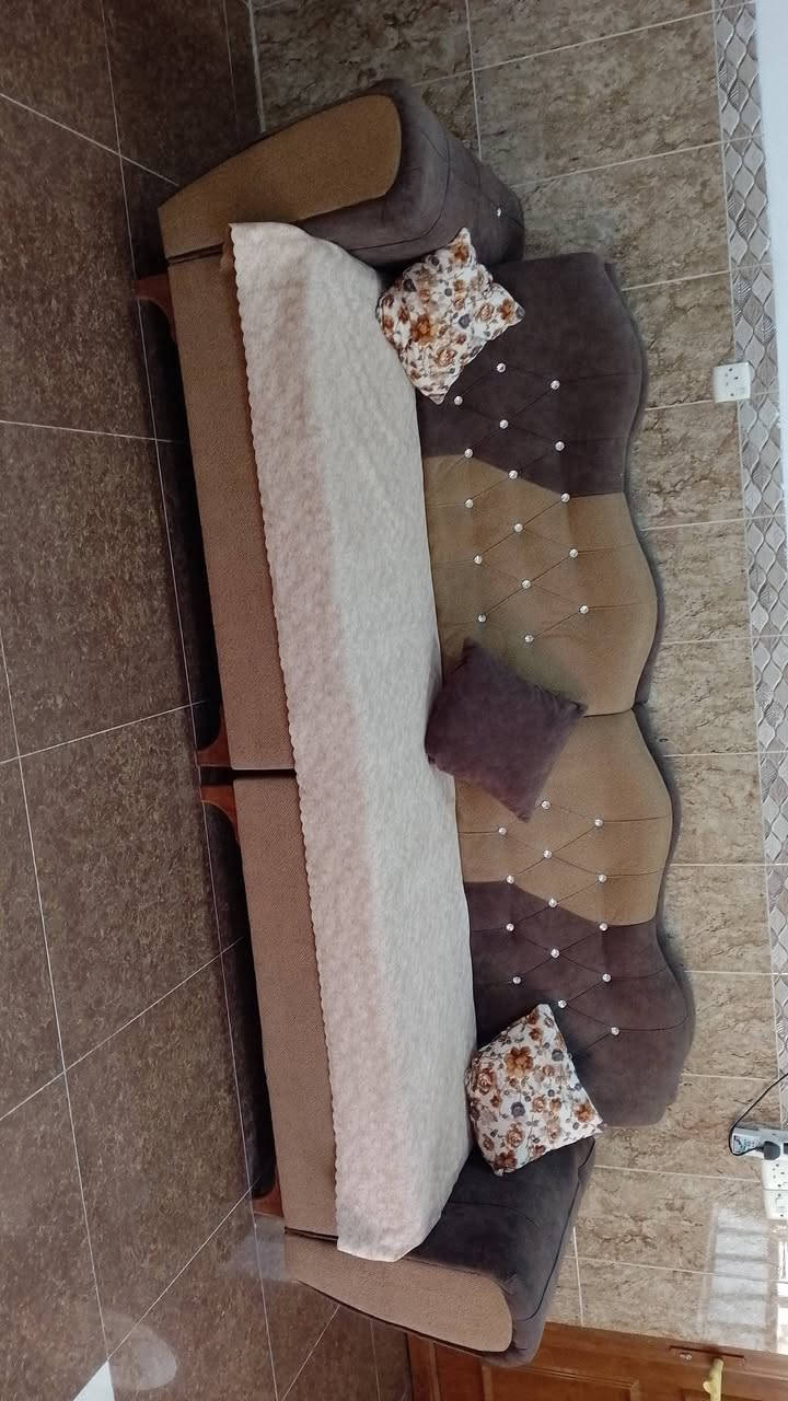 ديوان • ١١متر