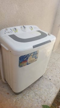 غسالة هيتاشي حجمه ٢٢اخت الجديد بلادي شركه اي عطل مابيه شرط  0776206035...