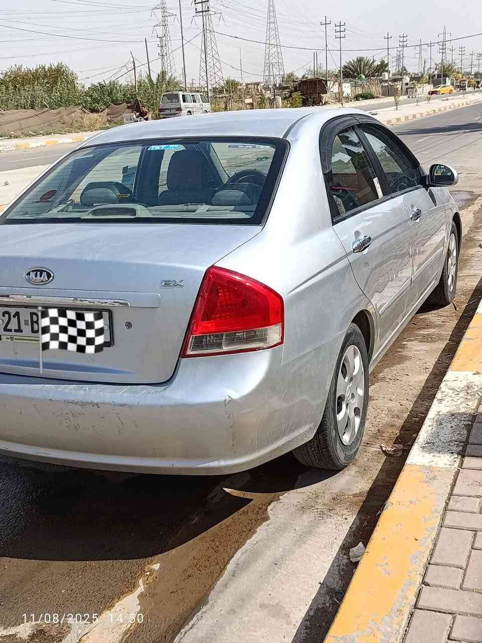 سبكترا 2009
بدون ضرر فقط شبر بارد في جاملغ لامامي
هزة وسنوية 2030
رقم شمالي سليمانية 
تحويل ثاني يوم
سيارة كاملة من كلشي
تبريد ثلج 
مسجل محيطي دگة صافية
السعر 95 وبيها مجال
***********
