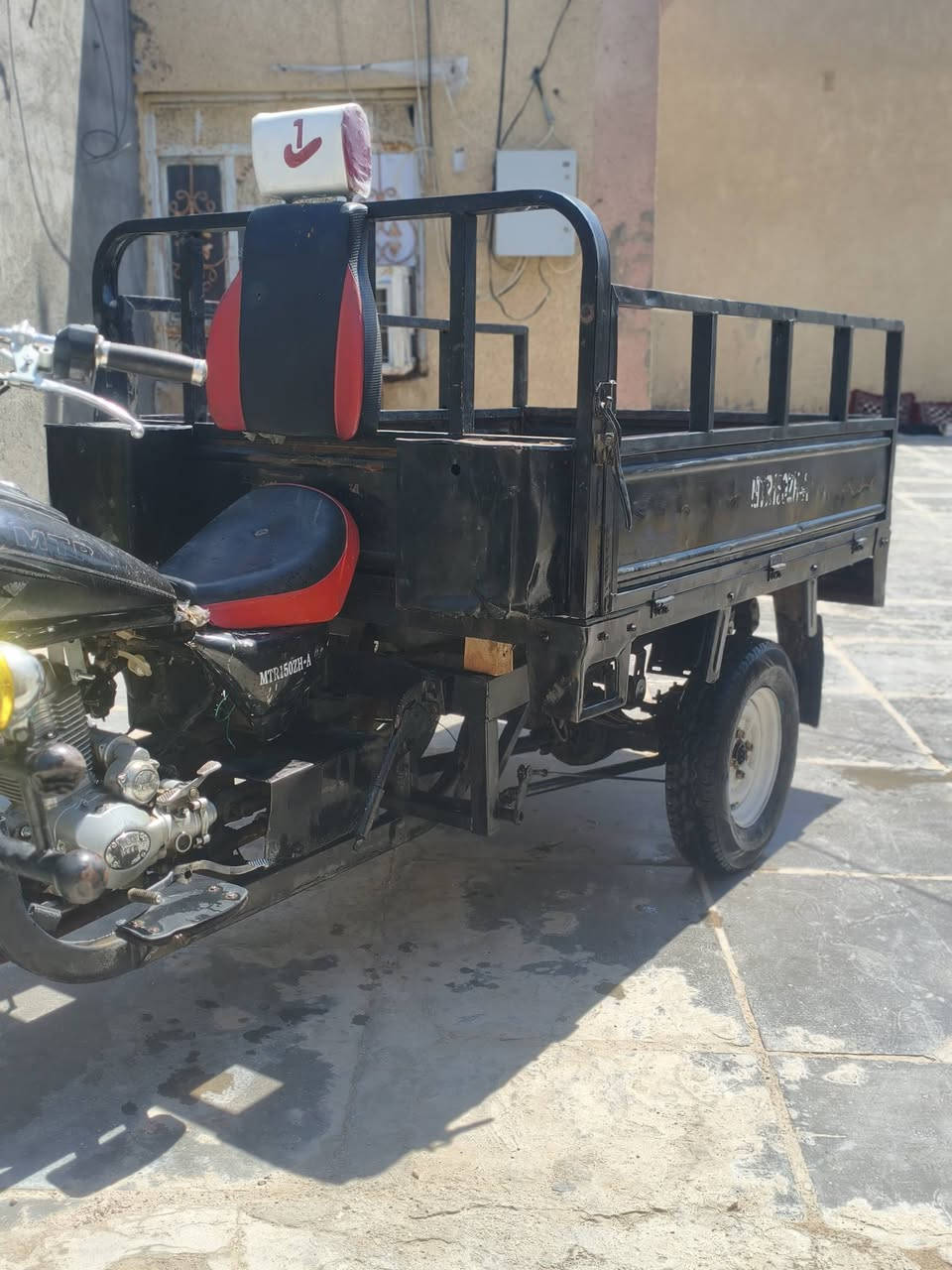 البيع ستوته مديل 20وراق صولي غراض كله جديد سعر مليون، 300وبيها مجال لا تكلي شبيها ما بيها ستوته غراض كله جديد محرك 24ومجفت   مكاني رميثه ستفسار ***********
