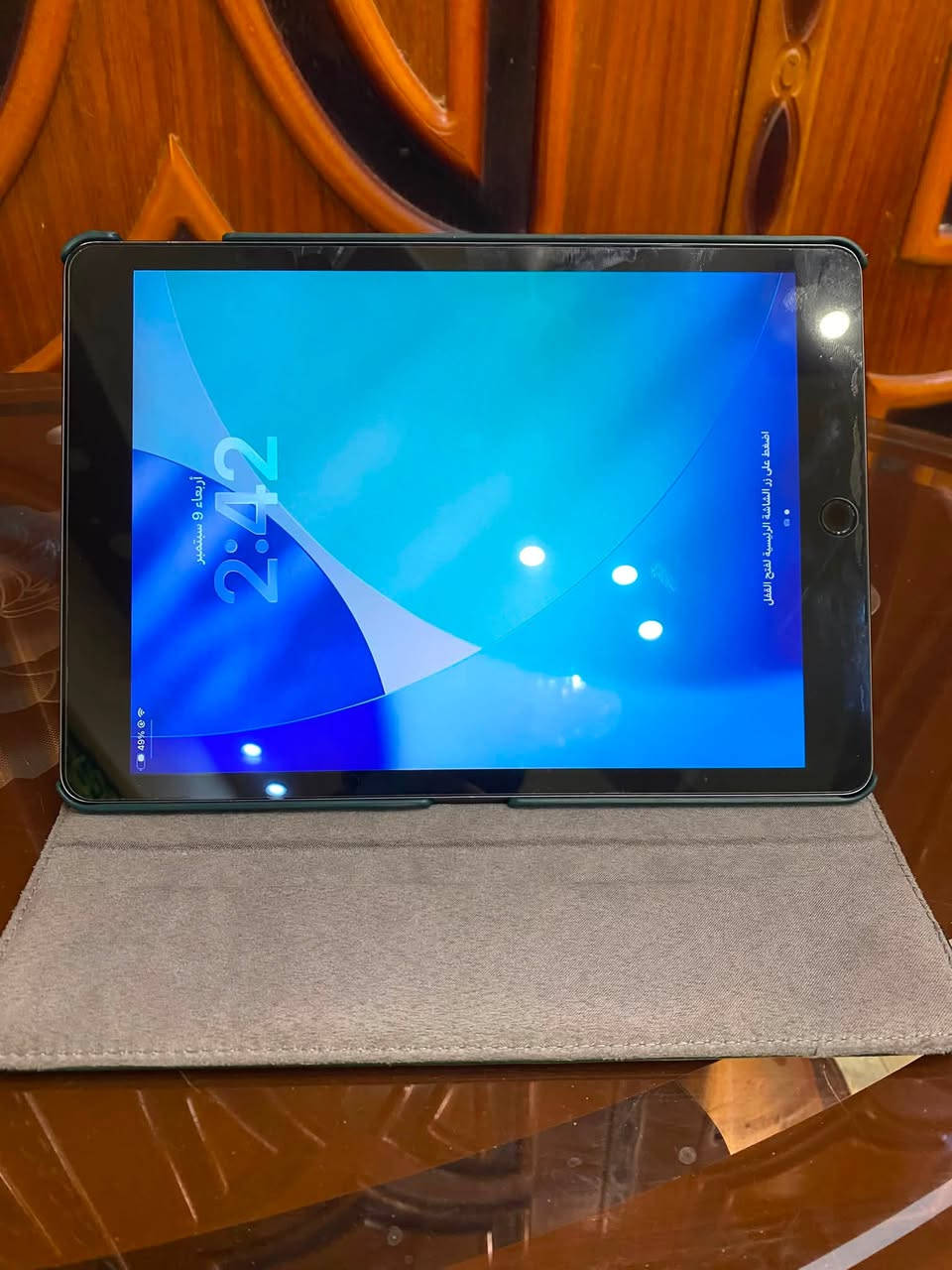 للبيع - iPad 9 الجيل التاسع
الحالة: نضيف جداً - استخدام شخصي للدراسة فقط  
المواصفات:
 •  السعة: 64GB
 •  البطارية: 94% - عدد الشحنات 400 مرة فقط
 •  الملحقات: كاملة 
 •  الكفالة: مكفول شرط الفحص

السعر: 270,000 دينار - وبـ مجال بسيط جداً  
المكان: الناصرية - المركز  
للتواصل: ***********

