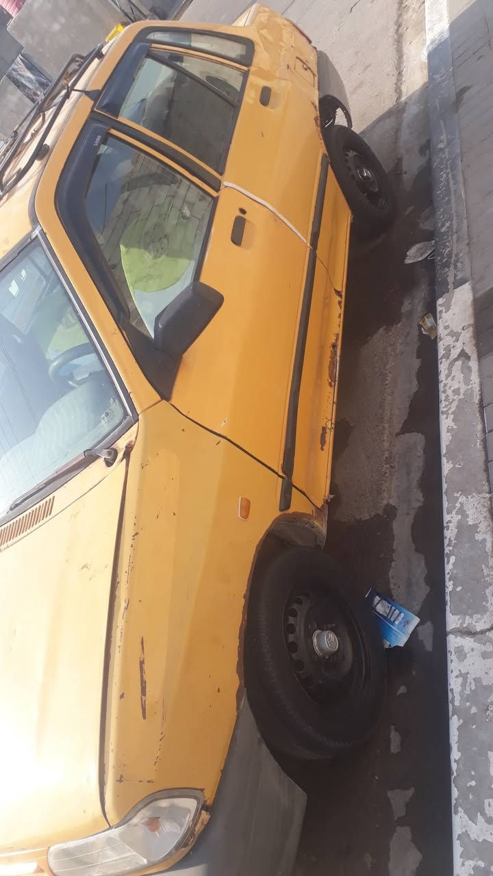 السلام عليكم سايبه للبيع مكينه وقير بحالة ممتازةبرانكيت نضيف السعر١٠ وبيهه مجال خابر وبالخدمه *********** وتساب فقط
