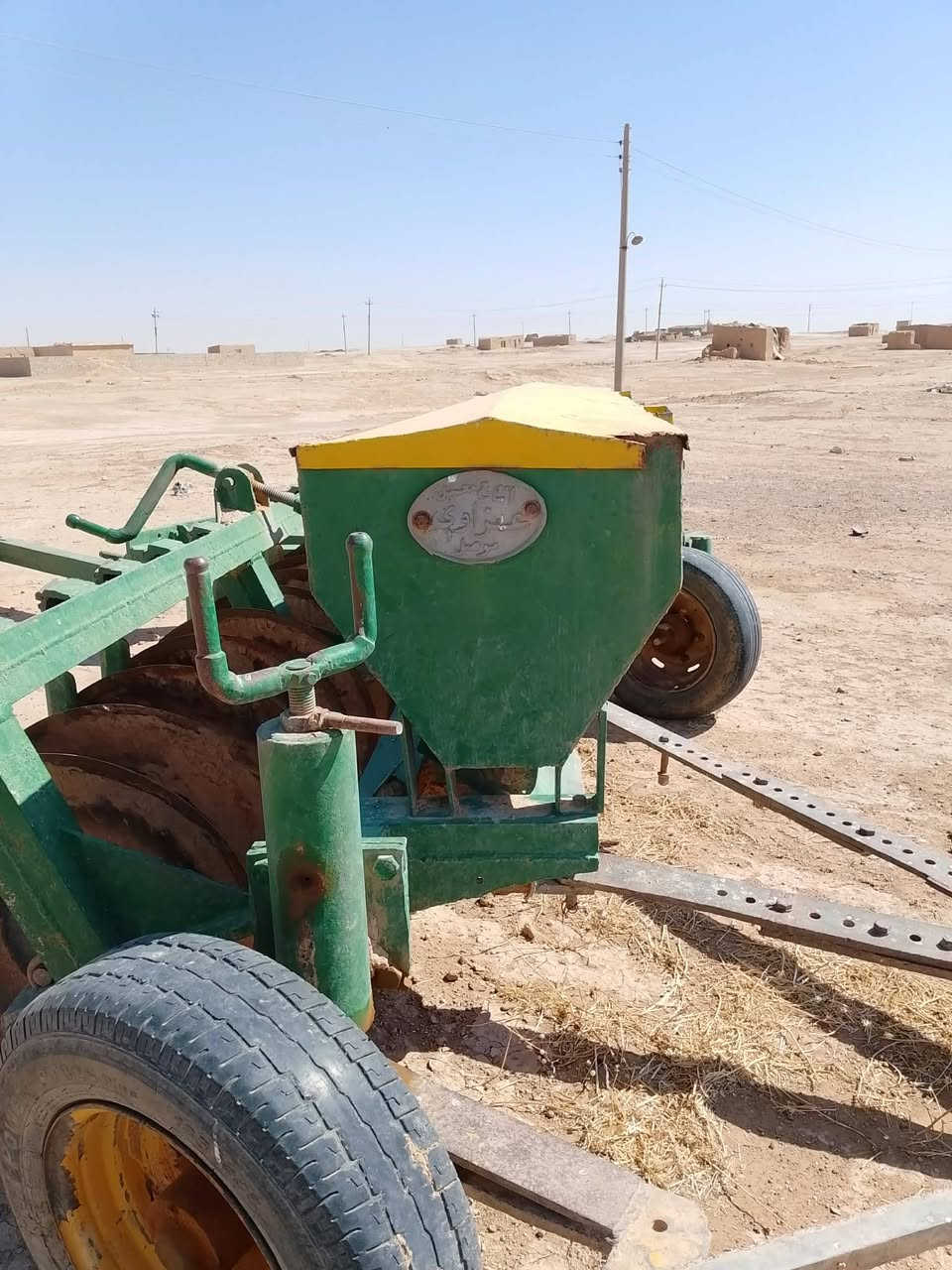 دسك للبيع 10 صاج فصال عزاوي السعر ٣٢٥٠ وبيها مجال بسيط للاستفسار الاتصال ***********
