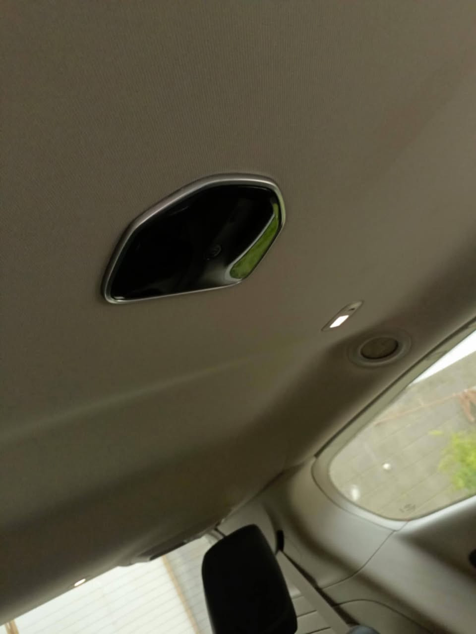 السلام عليكم
باسفيكا هايبر رقم بابل 

موديل 23 

فول مواصفات 

بيها جاملغ وبنيد والباقي مكفول 

كشنات جلد 

خمس كاميرات 

ثلاث شاشات 

اشاره بلمري 

رادارات جانبيه وخلفيه واماميه 

حساسات خلفيه وجانبيه واماميه 

نظام الاصطفاف الذاتي 

كامره داخليه 

خمس بصمات 

فتح الابواب والجنطه بحركه القدم 

ماشيه 26 

تصليح درجة اولى 

شاحن اصلي 

مكان السياره بغداد الشعله 

تلفون *********** موجود ماسنجر واتساب

السعر كلش مناسب  195 
ماكو هيج سعر بل هايبر 

@
