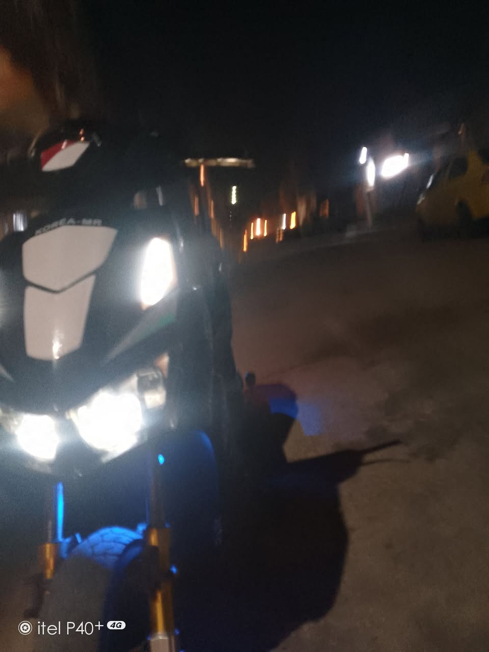 مطور شحن سكنس انضافه فول 6 بطاريات اشارات يمين يسار  بلتوث أربع نمر السعر 600♥️رقم الموبايل ***********
المكان حمورابي

نص مكتوب في الصور:
- itel P40+ 4G