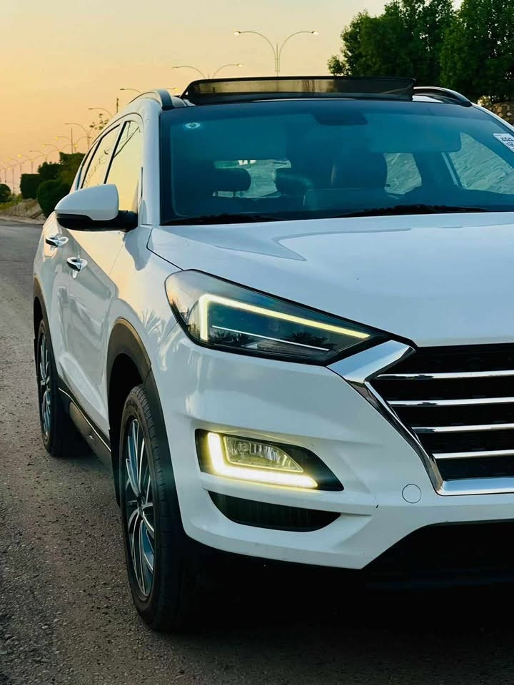 للبيع فقط بدون مراوس او اقساط
توسان 2019 خليجي شركه الكاصد 
محرك 2000 دوش 
رقم بغداد بسمي مميز 
فول مواصفات 1على1 من كلشي 
بصمه 
بانوراما 
لايت 5 عدسات دوار مع الاستيرن 
كشنات كهرباء جلد 
تحكم ستيرن كامل جهتين 
كروز سرعه 
كامره اماميه+خلفيه دواره 
اشاير بلمري 
حساسات خلفيه 
شاشه ايباد 
دواخل صاج 
5 ويل كب كروم 
هاند بريك بلرجل 
نضام ترحيب مري ويدات 
قطعتين تبريد 
مود درايف 3 وضعيات قياده 
محرك كير تبريد صدر امامي خلفي بلادي شركه 
تخم تاير امامي خلفي جديد 
سياره بيها قطعتين صبغ وبيها 4 اصابع بحافت باب السايق فقط 
السعر 167 وبيها مجال حك جيه 
مكاني الانبار الخالديه 
للاستفسار اتصال او واتساب 
***********
غير متواجد علفيسبوك
