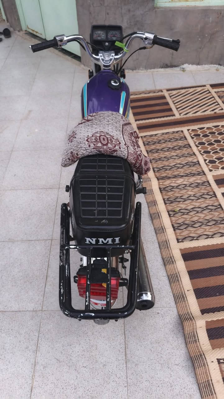 السلام عليكم
أربعة كير نامه للبيع موديل ٢٣   للاستفسار ***********
