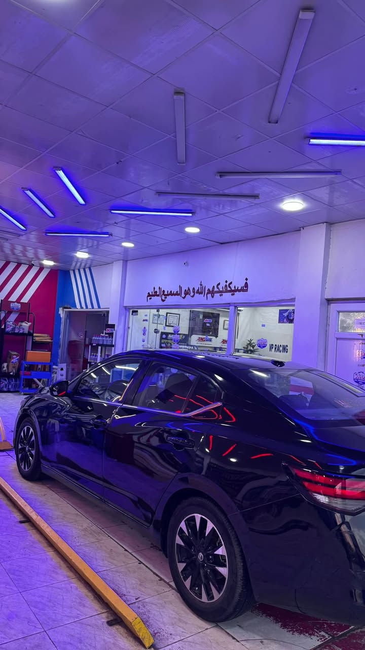 🚘 نيسان سنترا SV موديل 2020
⚫ اللون: أسود
🔧 المحرك: 2.0 لتر – 4 سلندر
⚙️ القير: CVT أوتوماتيك
💨 الدفع: أمامي
📍 الممشى: 140,000 كم

✅ السيارة مرتبة ومستخدمة شخصياً
✅ المواصفات SV
✅ مكيف وتبريد ممتاز
✅ كاميرا خلفية
✅نقاط عمياء
✅ شاشة carplay , android auto 
✅ مثبت سرعة
✅ تحكم ستيرن
✅ تشغيل بصمة/زر
✅ أنظمة أمان متعددة

وبعد مواصفات ال sv المعروفة
السيارة نظيفة واستخدام شخصي ومداريها خوش مداراة

⚠️ ضرر السيارة
 كما موضح بالصور .

رقم الشاصي / 3N1AB8CVXLY225916

💰 السعر: [ 130 ورقة وبيها مجال للشراية] 

مكان السيارة 
ديالى / الخالص

للاستفسار والتواصل: ***********
***********
