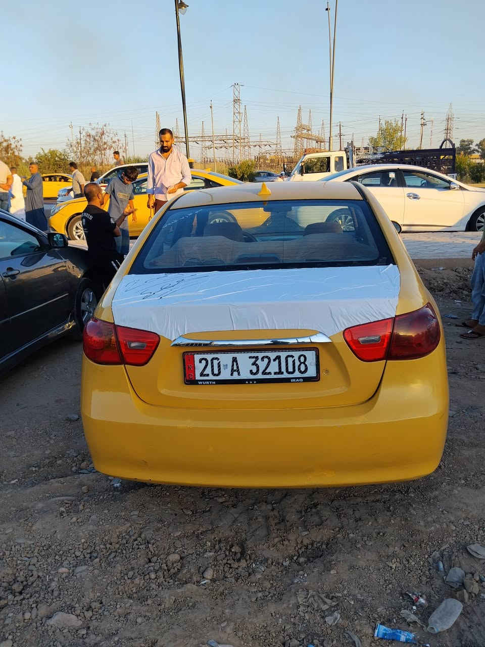 سلام عليكم النترا مقدس البيع رقم ديالى 2009 وارد امريكي بيهه جاملغ اليم السائق فقط السيارة اليبل واحد محرك الفين مكفوله تنقيص تبخير السعر 75 وبيهه مجال الشراي رقم الهاتف ***********
