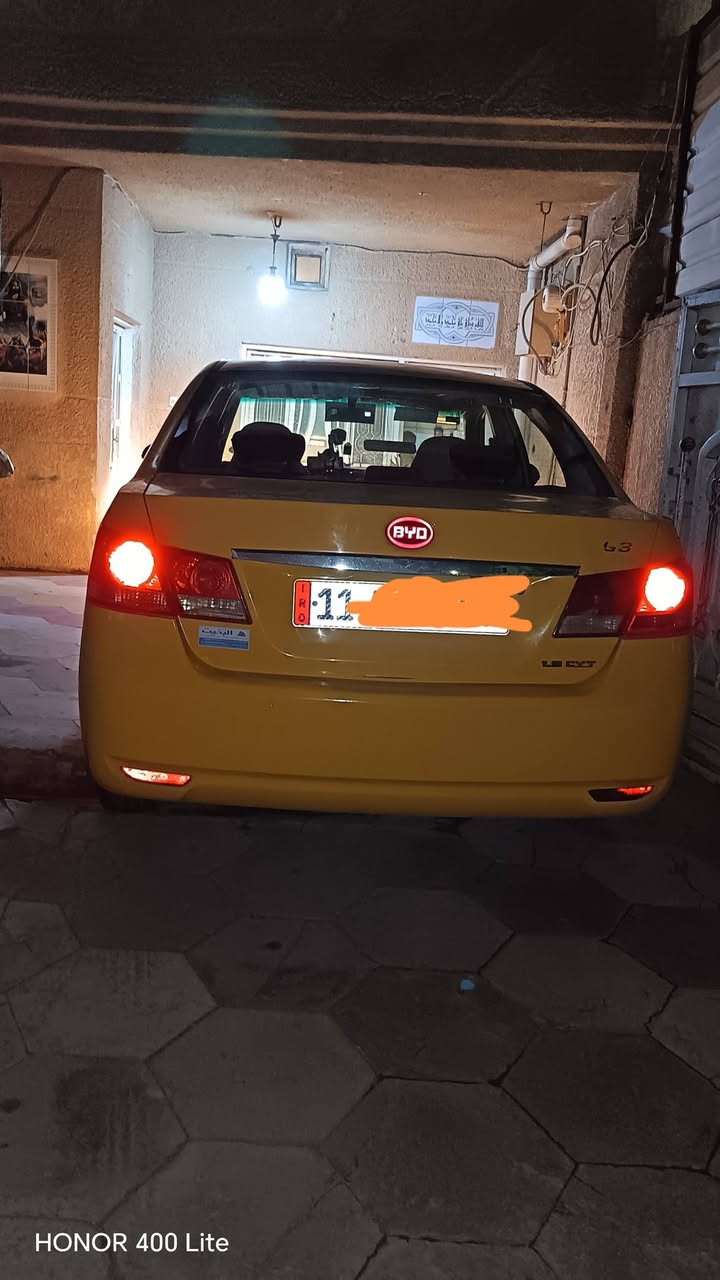 بي واي دي   G3 للبيع موديل 14 مصفره هيئه وغرامات بسمي ثاني يوم تحويل رقم صاحب السياره: *********** السعر 45 وبيهه مجال حك الجيه

