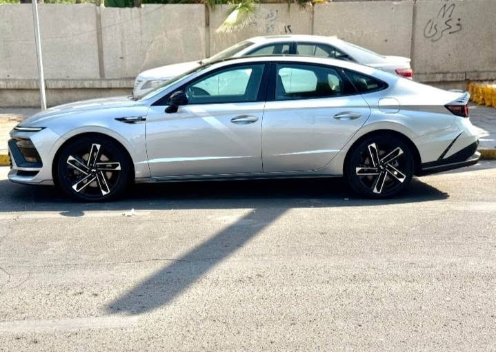 2024 HYUNDAI SONATA N LINE
سوناتا ان لاين 2024

N-line فئة

السعر 225

وبيها مجال بسيط

موديل : 2024

المحرك : 2500 توربو

الحاله: حاف البنين شي بسيط صبغ والدعامية مبدلة فقط بدون

ايرباك بدون اي دواخل سيارة جديدة لك 

رقم بغداد مميز

العداد : 25 الف ميل

N Line الموصفات

1/1

كشن خزن

كشن حضن

بصمة ابواب لمس. +تشغيل عن بعد

بانوراما

كشنات كهرباء

تدفئة بالستيرن

لايتات 2 عدسات زنون عالي ناصي

رادرات جوانب +خلفي و امامي + توقف تلقائي

انارة داخلية متغيرة 10 الالوان

حساسات امامي + خلفي

سستم صوت BOSE الصوت 12 سماعه ودمام هاندبريك بصمة + اوتو هولد للتوقف في الازدحام

شاحنة وايرليس

منافذ USB امامي خلفي

تبريد قطعتين + تبريد شاشه متصلة

صندوق الكتروني يفتح عند الاقتراب

دبل اكزوز محرك 2500 تيربو ١

بكلايتات امامي خلفي لد

٨ ويل سبورت 19

شفتات بل ستيرن

نضام الترحيب عند الاقتراب داخل وخارج السيارة

نضام تحديد المسار للسياقة بين الخطوط

مستشعرات بل باب من تفتح الباب تتوقف السياره

normal +sport +sport plus +custom نضام

5 وضعيات صوت المكينة

بانوراما طكتين

تبريد مركزي +تبريد لمس
للاتصال ***********

