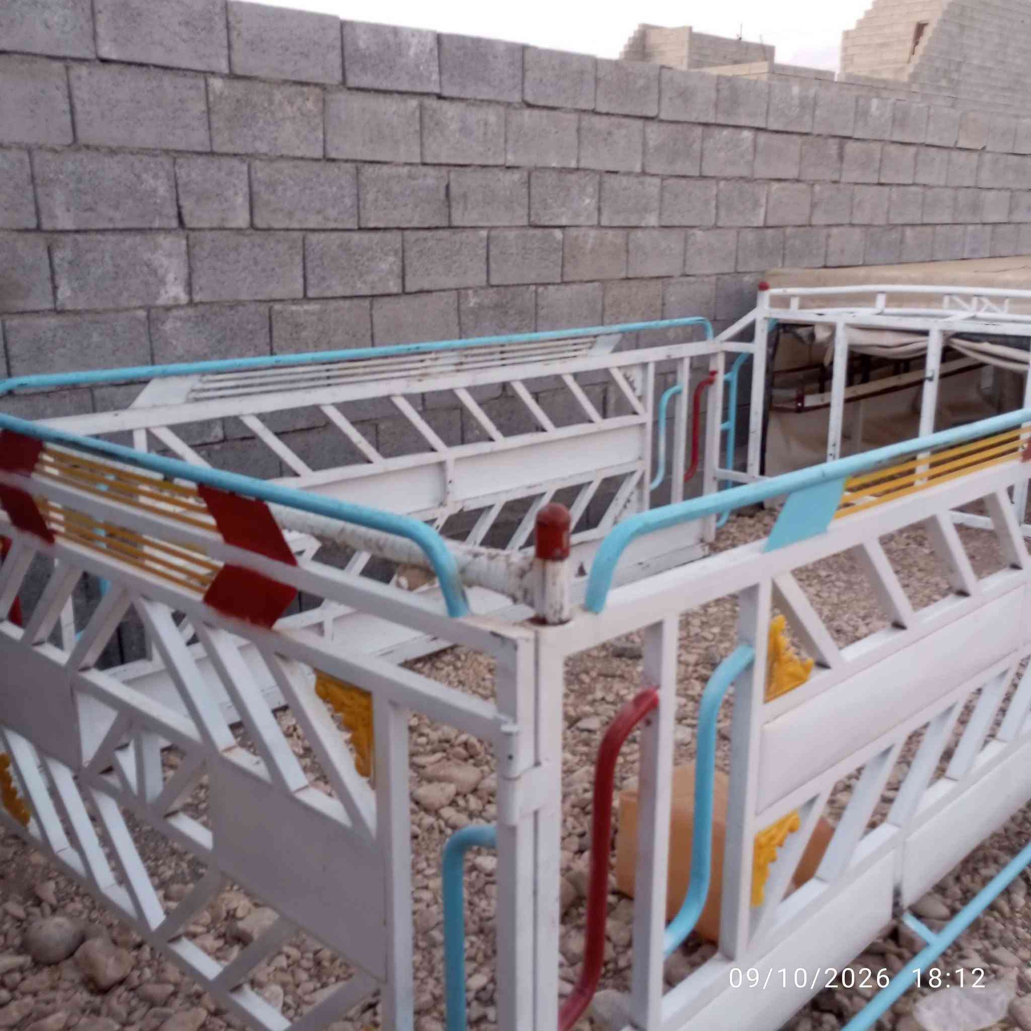 دوچەمچەی کیا دوتەنی 2700و3000جوان تازە یەکیان هی بەقاڵی یەکیان هی بارە سعری بارەکە350وبەقاڵیش 280***********
***********

نص مكتوب في الصور:
- 09/10/2026 18:12