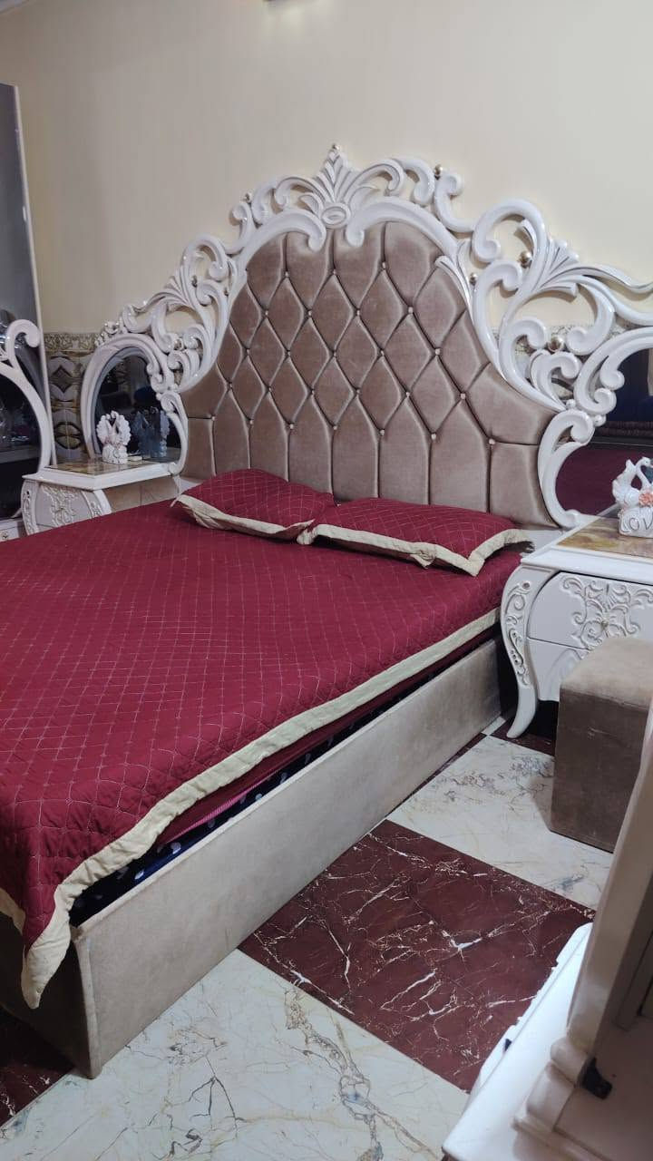 #للبيع
اخشاب تركيه درجه اولى

النظافه فول

9 قطع بمليون
