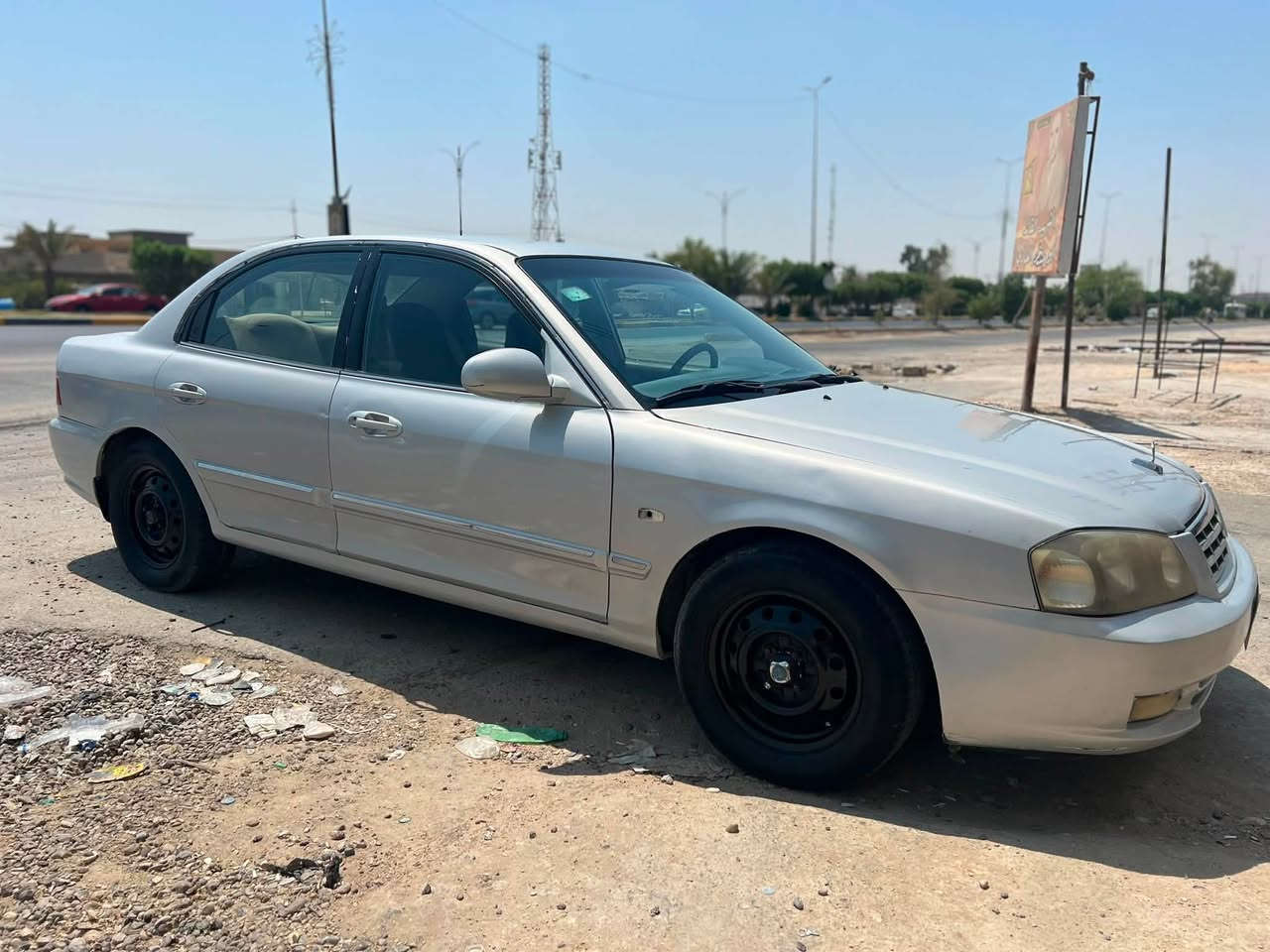يالله السلام عليكم.
للبيع 
أوبتما 2001 
محرك كير مكفولات  
حداديه جديده 
كهربائيات كلها شغاله. 
تبريد بي مشكله
الكشره واضح بالصوره. 
السعر 42 مجال قليل جداً 
السياره ب اسمي تحويل ثاني يوم 
مكان السياره كربلاء الحسينية الإمام عون
***********
