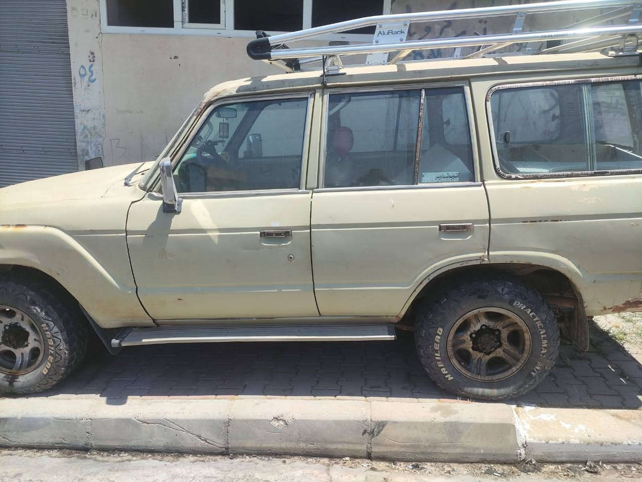 برا  مكينه 3fاو 6گيرة چوار جرايه  ده رگا كان قفل مه ر كه زيه جوار جام كاره بايه پيشي ديسكه
مويدل ٨٨
دبل اكسل ايشه كات وه شه رت
گيرو مه كينه ى مزبوت بيت بيلاد 
كامله دعمى نيه ئه وه ى بيكريت سودى ليبينيت پاره ى زؤر زؤر هه رزان
ئاڕم بلاستيك سه نه وى له گه له به شه رت
*********** دهوك
برا  مكينه 3fاو 6گيرة چوار جرايه  ده رگا كان قفل مه ر كه زيه جوار جام كاره بايه پيشي ديسكه
