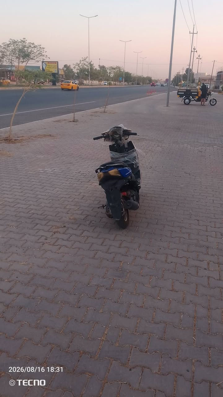 سلام عليكم ماطور ماكس  مكينه150سرعه140مطور مكينه لاصرف لابخار شلعه معدل فول مابي اي عيب بشرط  للبيع سعره150اوبي مجال قليل للطيبين او للمراوس شعندك نزل مكان كركوك رقمي***********
