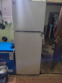 للبيع ثلاجه 07833411238