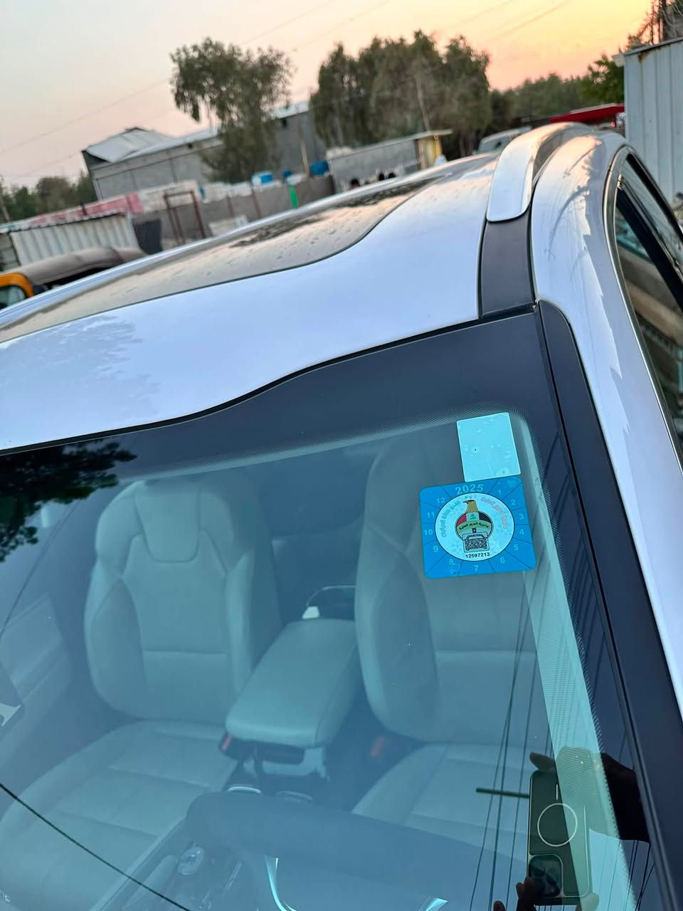 للبيع كيا تيلورايد Kia Telluride 2023 🚘  
الفئة: EX فول مواصفات - وارد امريكي  
السعر: اتصل وبيها مجال بسيط للشراي  
المكان: - بغداد | رقم بغداد باسمي وتحويل فوري

المواصفات:
 •  المحرك: 6 سلندر
 •  الممشى: 58,000 كم فقط
 •  الداخل: جلد فخم
 •  المقاعد: تدفئة + تبريد
 •  تحكمات كاملة@إشارة: ستيرن، شاشة، كروز
 •  فتحة سقف بانوراما
 •  مرايا شفط + شارة بالمراية
 •  بصمة + تشغيل عن بعد + حساسات + كاميرا

الحالة:  
نظيفة جداً - حادثها بارد فقط بدون اي قطرة صبغ  
مكفولة من كلشي ومكفولة فحص

للاستفسار: ***********
