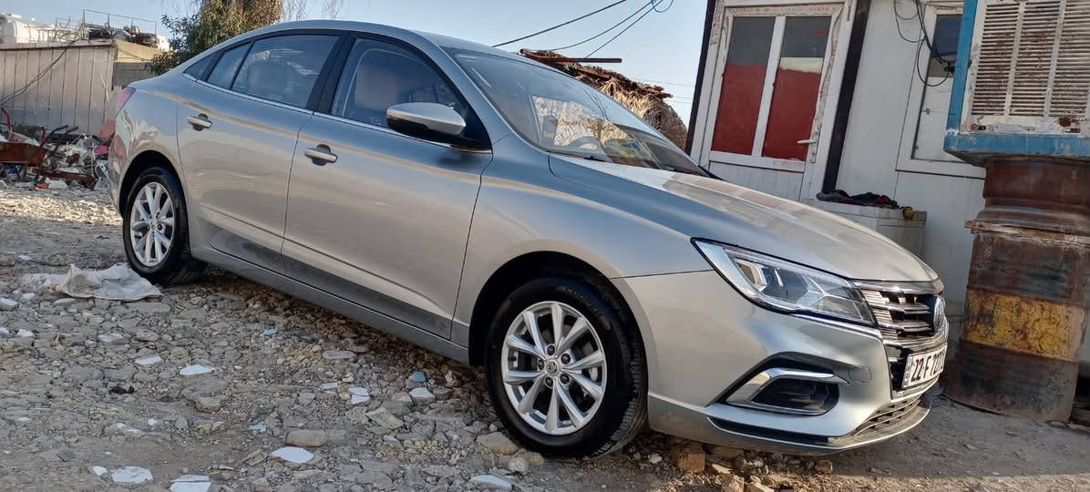 MG5
2022 comfort 
Basma   LED    shashau camera u hasa 
la sfrawa yak dasa w tanha 90.000 roshtwa 
hamw giani bashart 
95$ mu3amala 
gorinawash akam ba ZS u sayaray barz 

***********
***********

