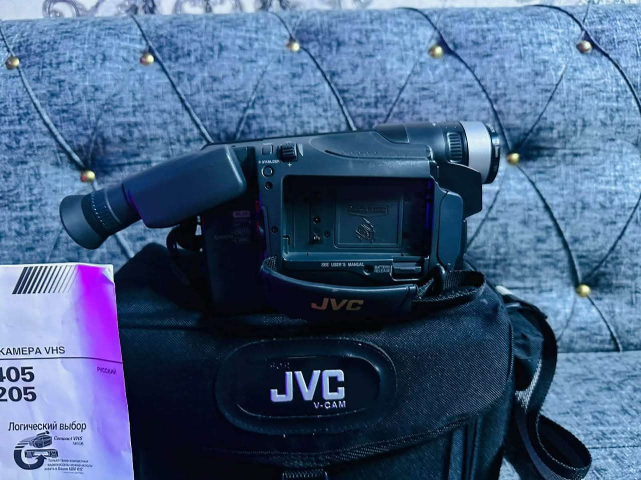 كامره كاسيت 6ملم • ماركه JVC • دبل بطاريه