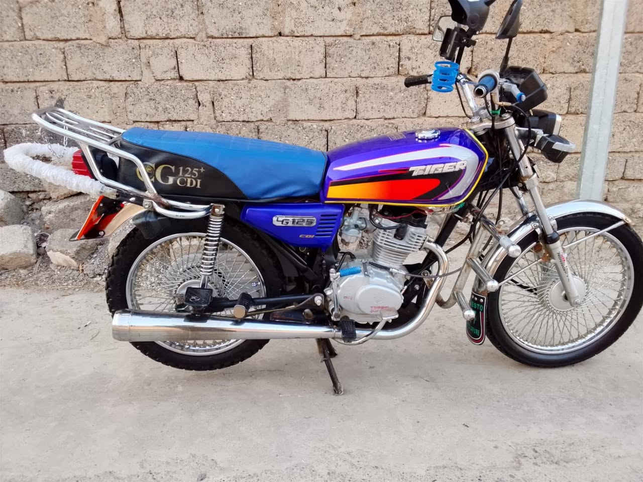 بعد التحية والسلام تايگر 20 ما مفتوح بلادي 475 وبي مجال
***********
