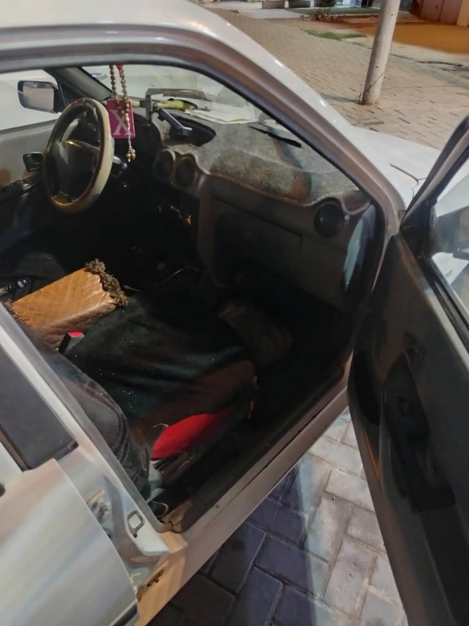مراوس فقط بطيبه
سايبا ٢٠١١  محرك  جديد شاده قطع 
دشبول نفخ تايرات فوك نص عمر شاصي ملحوم بيها شويه خياسات سياره بسمي
***********
مكان بغداد العامريه
