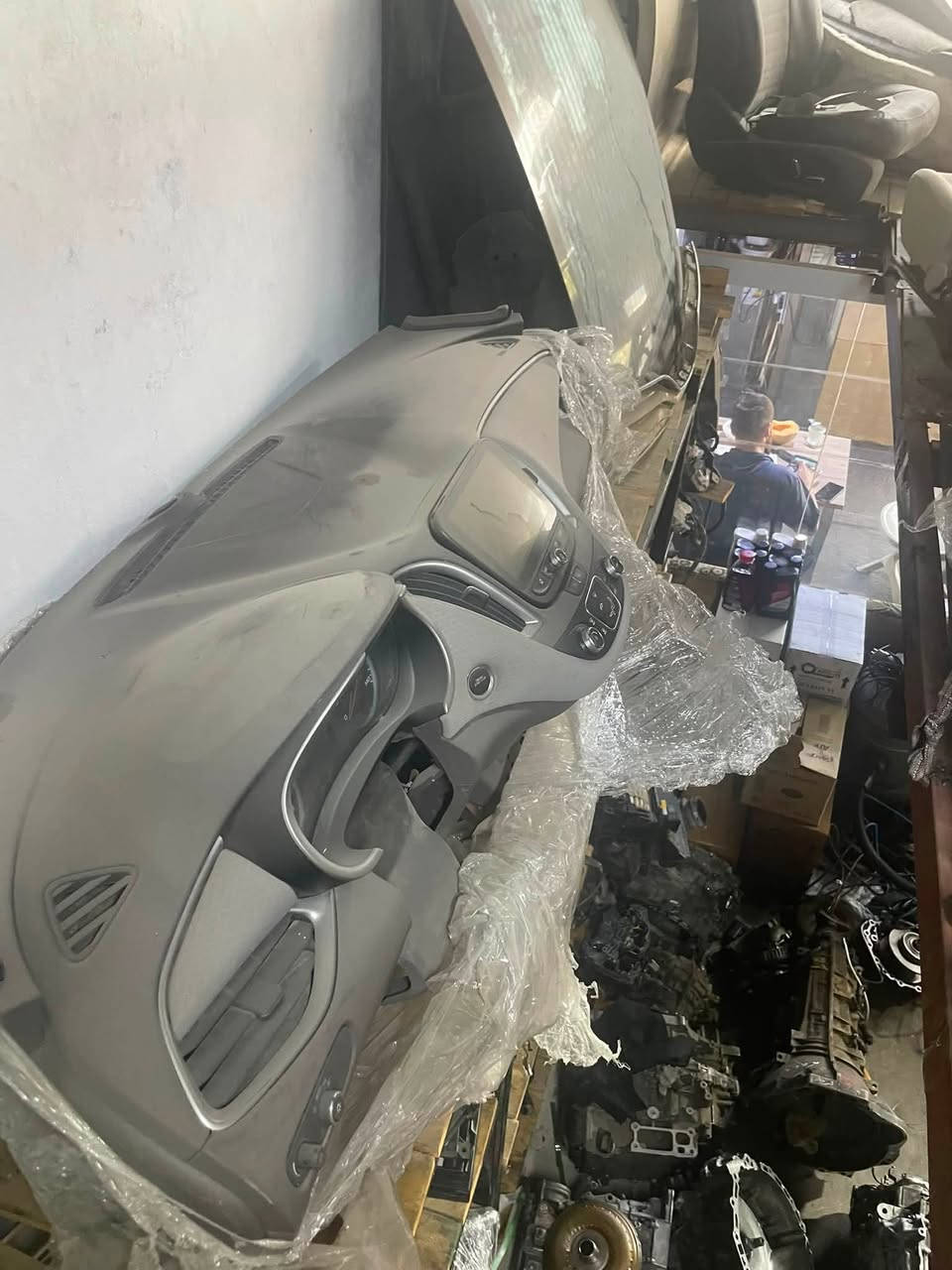سلامعليكم اخوان عندي داشبورد ماليبو + امبالا نضيف و جديد  حاوية فقط هذان باقي موجود  ***********
