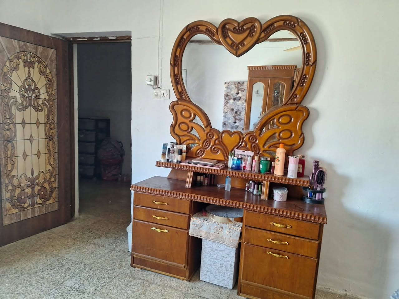 غرف نوم صاج عراقي نضافه فول مكان تكريت زهور سعر 550 ***********
